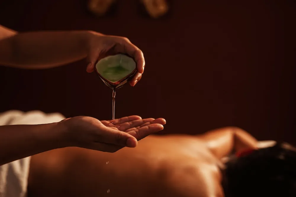 Signature Thai Oil Massage